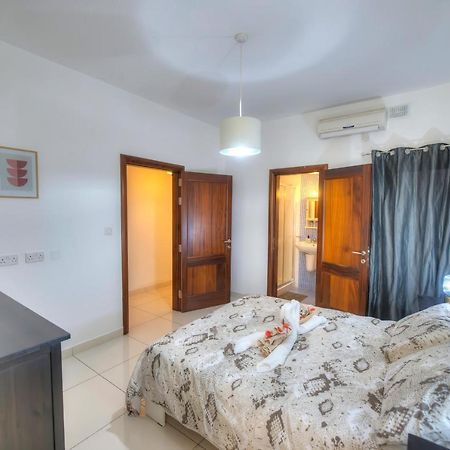 Large And Modern 2Bedroom With Balcony Glub1-1 グジラ エクステリア 写真